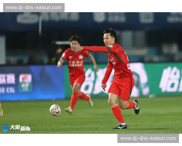 红与绿的宿命对决：航海体育场的嘶吼，与那个金元时代的巅峰回响